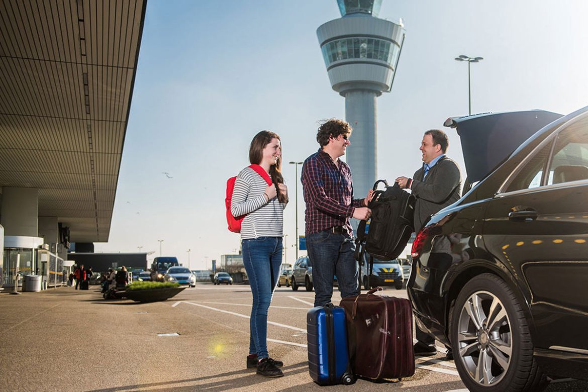 Easy Traveling: Stress-Free Airport Car Service Solutions