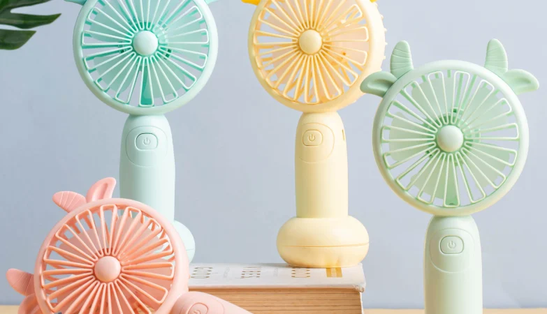 The comfort and convenience Mini Portable Fans Bring Right in Your Pocket