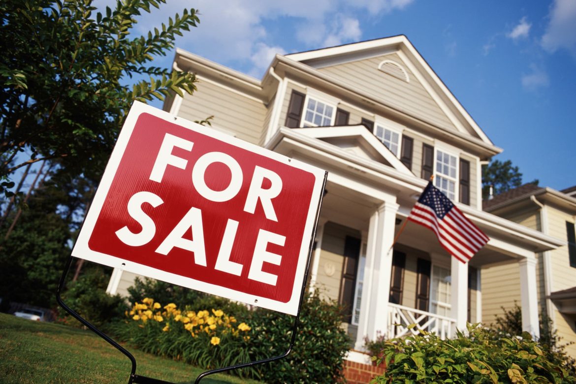 Selling a House for Cash vs. Conventional Sales: The Simple Shift